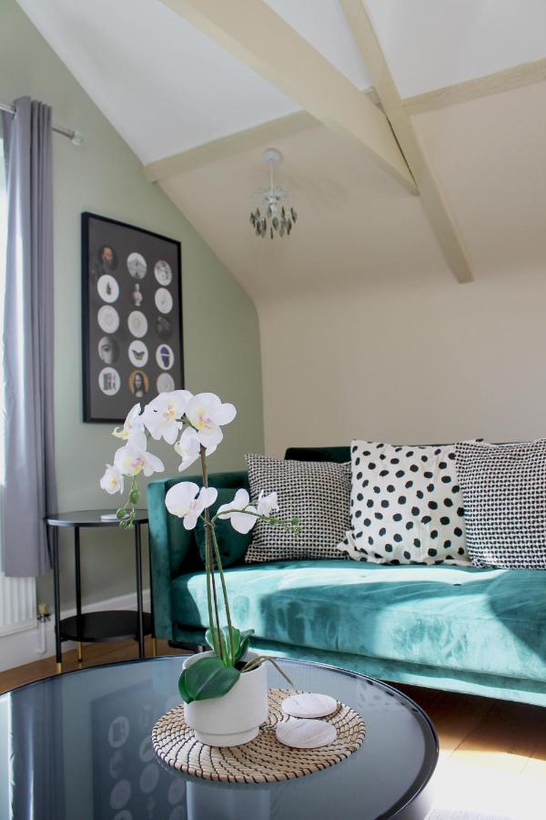 Appartamento Charming 1-Bed Loft In Caerleon Newport  Esterno foto